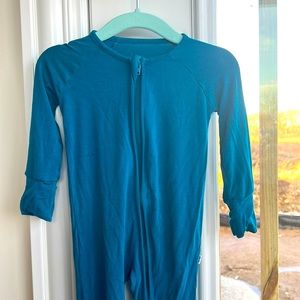 Little sleepies TURQUOISE zippy 3-6 mo. GUC